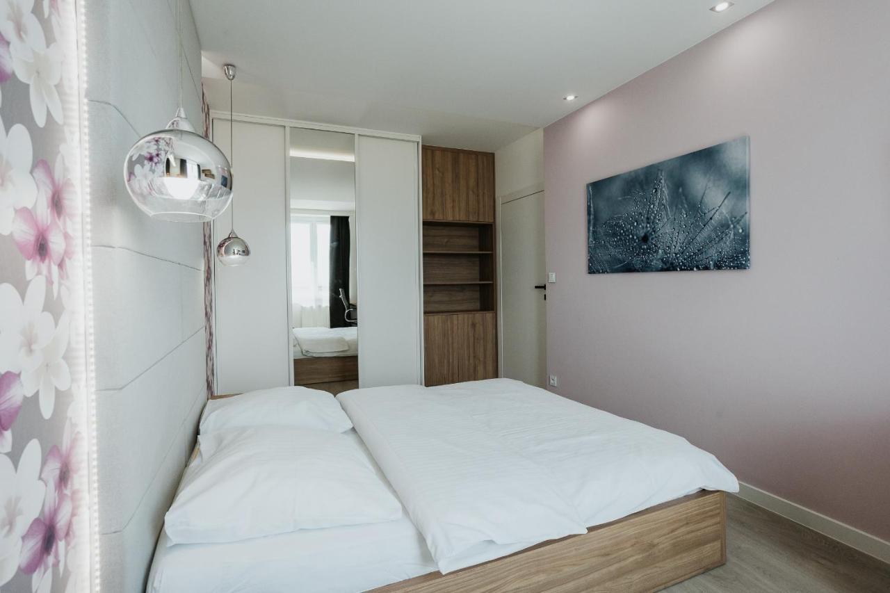 Sky Mountain View Free Parking Appartement Krakau Buitenkant foto